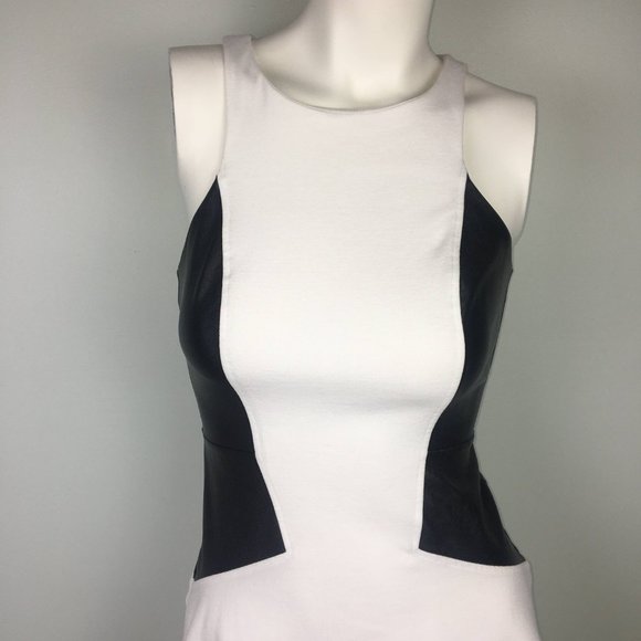 Express White Fit & Flare Skater Mini Dress w/ Black Faux Leather Panels Sz 2 - Picture 4 of 9